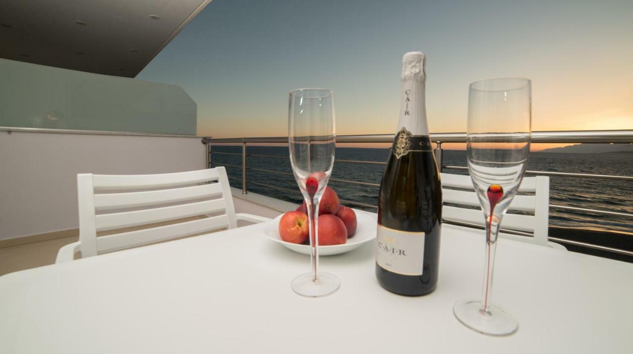Bella Mare Luxury Apartments カラマキ エクステリア 写真